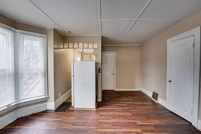 426 N Lake Street #2, Aurora, IL 60506 - Photo 2