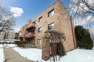 6550 N California Ave, Chicago, IL 60645 - Photo 22