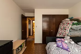 6550 N California Ave, Chicago, IL 60645 - Photo 18