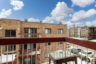 6550 N California Ave, Chicago, IL 60645 - Photo 20