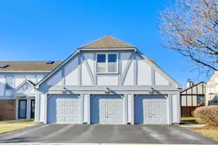 7414 Canterbury Pl, Downers Grove, IL 60516 - Photo 2