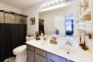 1961 Cobblestone Dr, Carpentersville, IL 60110 - Photo 22