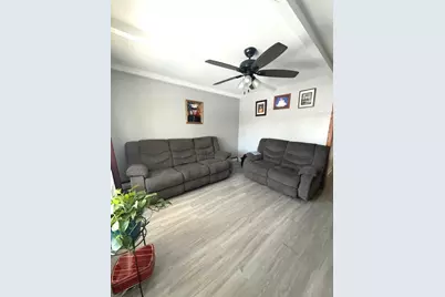 [Address not provided], Chicago, IL 60617 - Photo 2