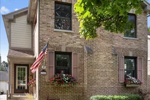 7315 W Lunt Ave, Chicago, IL 60631 - Photo 2