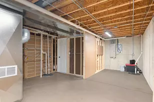 1306 Cambria Dr, Joliet, IL 60431 - Photo 28