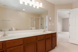 1306 Cambria Dr, Joliet, IL 60431 - Photo 14