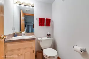 6363 S Keokuk Rd, Indian Head Park, IL 60525 - Photo 28