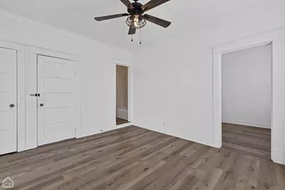 107 1/2 Dean Street #3S, Woodstock, IL 60098 - Photo 2