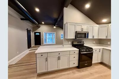 [Address not provided], Champaign, IL 61822 - Photo 8