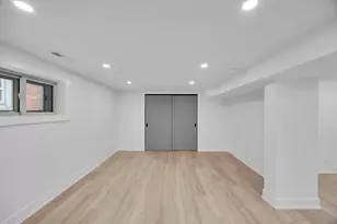 5525 S Moody Ave, Chicago, IL 60638 - Photo 18