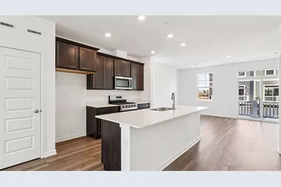 557 Yosemite Way, Mundelein, IL 60060 - Photo 8