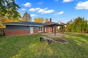 105 E Elaine Cir, Prospect Heights, IL 60070 - Photo 20