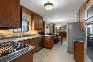 820 Sudbury Ct, Schaumburg, IL 60193 - Photo 10