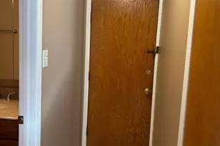 6323 W 64th Pl, Chicago, IL 60638 - Photo 12