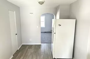 219 Osage St, Wauconda, IL 60084 - Photo 6