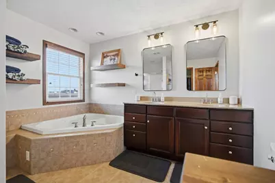 1101 N Pine Street, El Paso, IL 61738 - Photo 24