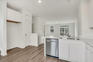 553 Yosemite Wy, Mundelein, IL 60060 - Photo 8