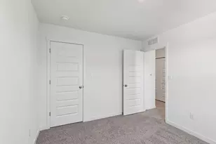 553 Yosemite Wy, Mundelein, IL 60060 - Photo 20