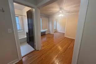 18 E Northwest Hwy, Arlington Heights, IL 60004 - Photo 2