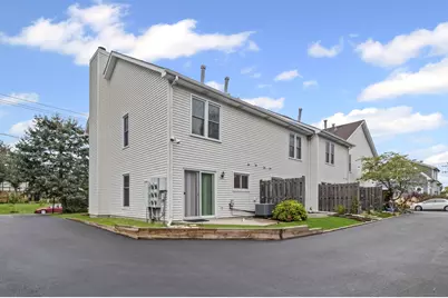 1725 Pickwick Lane, Glenview, IL 60026 - Photo 12