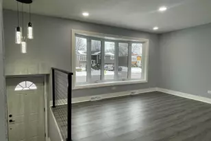 7454 160th St, Tinley Park, IL 60477 - Photo 2