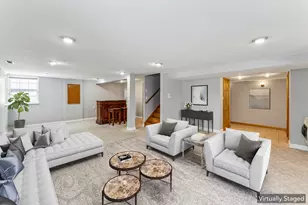 7 Crescent Ct, Streamwood, IL 60107 - Photo 24