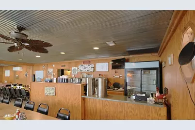 204 S Main Street, Iuka, IL 62849 - Photo 8