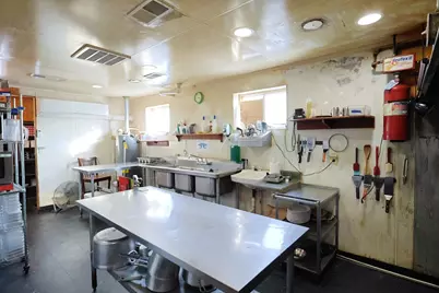 204 S Main Street, Iuka, IL 62849 - Photo 16