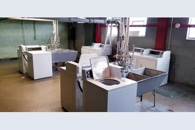 2610 W Berwyn Avenue #207, Chicago, IL 60625 - Photo 6