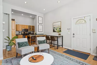 2140 W Belmont Avenue #1F, Chicago, IL 60618 - Photo 4