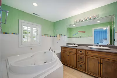 2851 W Rascher Avenue, Chicago, IL 60625 - Photo 44