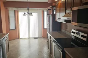 108 Sequoyah Ct, Poplar Grove, IL 61065 - Photo 8