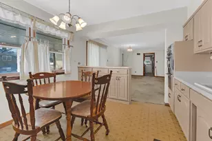 1161 E 171st Ct, South Holland, IL 60473 - Photo 12