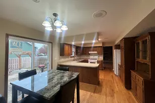 1300 Wolff Ave, Elgin, IL 60123 - Photo 6