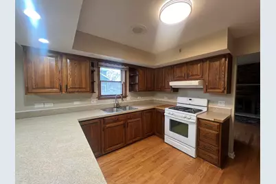 1300 Wolff Avenue, Elgin, IL 60123 - Photo 2