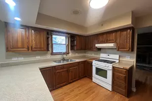 1300 Wolff Ave, Elgin, IL 60123 - Photo 2