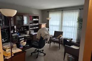 501 E Garfield St, Waterman, IL 60556 - Photo 2