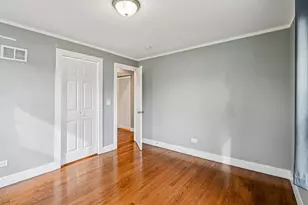 8608 Lavergne Ave, Burbank, IL 60459 - Photo 12