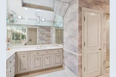 1719 Midwest Club Parkway, Oak Brook, IL 60523 - Photo 36