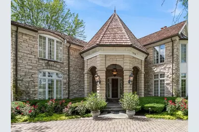 1719 Midwest Club Parkway, Oak Brook, IL 60523 - Photo 2