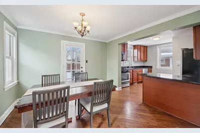 8646 Harms Road, Skokie, IL 60077 - Photo 4