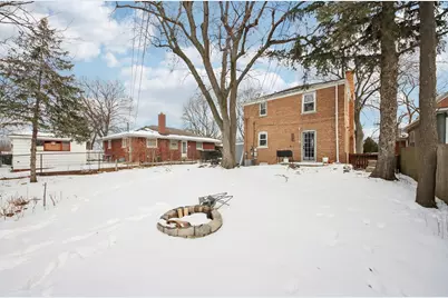 8646 Harms Road, Skokie, IL 60077 - Photo 18