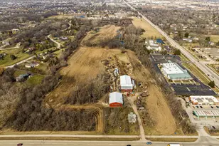 17150 W Washington St, Gurnee, IL 60031 - Photo 2