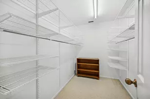 2000 Chestnut Ave, Glenview, IL 60025 - Photo 18