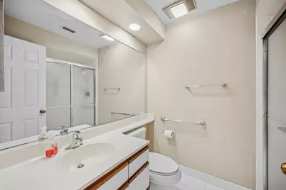 2000 Chestnut Avenue #103, Glenview, IL 60025 - Photo 20