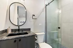 2044 N Fremont St, Chicago, IL 60614 - Photo 20