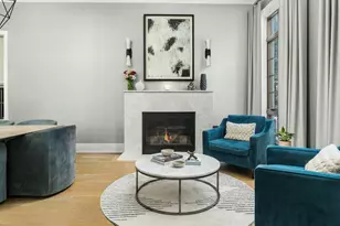 2044 N Fremont St, Chicago, IL 60614 - Photo 2