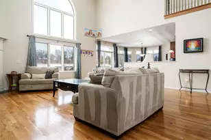 119 Savannah Dr, Poplar Grove, IL 61065 - Photo 4