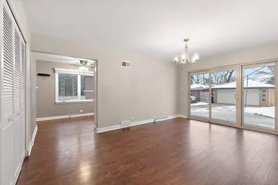 9808 S 51st Avenue, Oak Lawn, IL 60453 - Photo 12