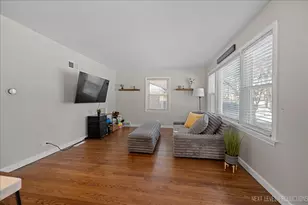 517 S Ardmore Ave, Villa Park, IL 60181 - Photo 2